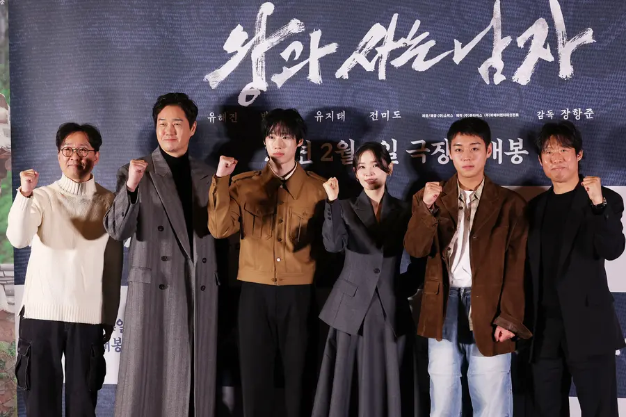 記者會 張航俊導演與演員們 / 從左至右 張航俊導演、演員維持泰、金閔、全美道、朴志勳、劉海鎮