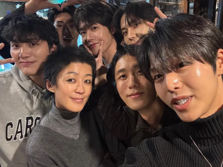 『ソロ地獄5』出演者飲み会写真（写真=ホン・ジンギョンのインスタグラム）