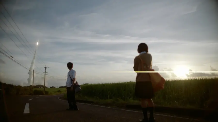 〈秒速5センチメートル〉