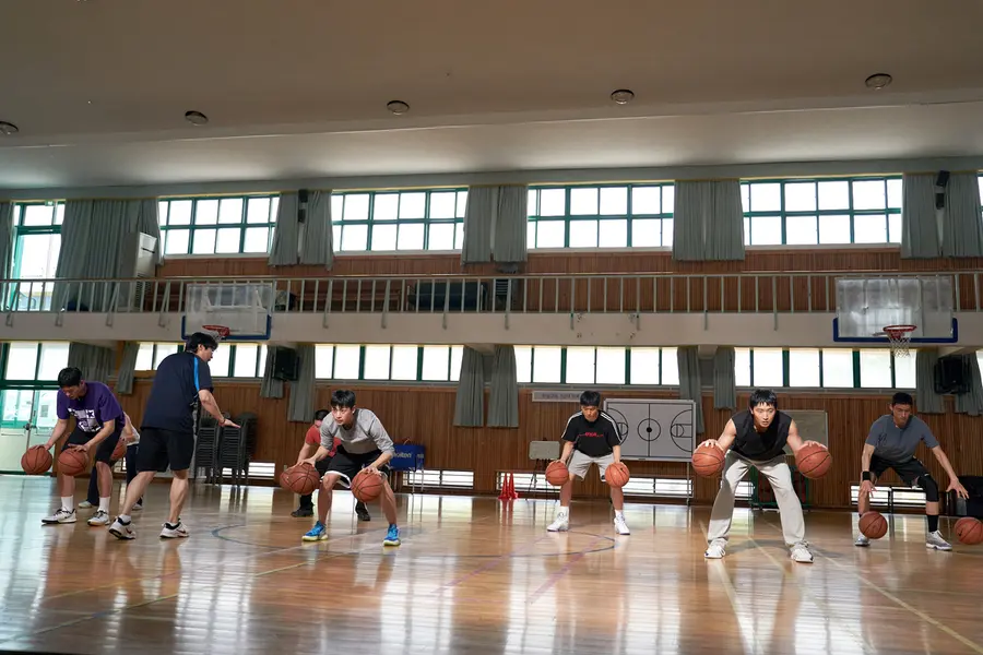 〈Rebound〉