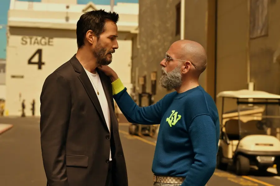〈Boomerang〉 Keanu Reeves, Jonah Hill (right)