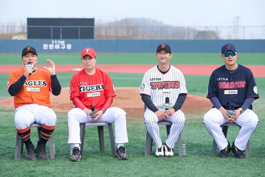 From the left: Kim Taekyun, Na Jiwan, Park Yongtaik, and Lee Daeho [KBS provided. No resale or DB use]