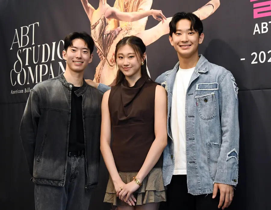 ABT 스튜디오 컴퍼니 '3박'왼쪽부터 박건희, 박수하, 박윤재 [마포문화재단 제공. 재판매 및 DB 금지]