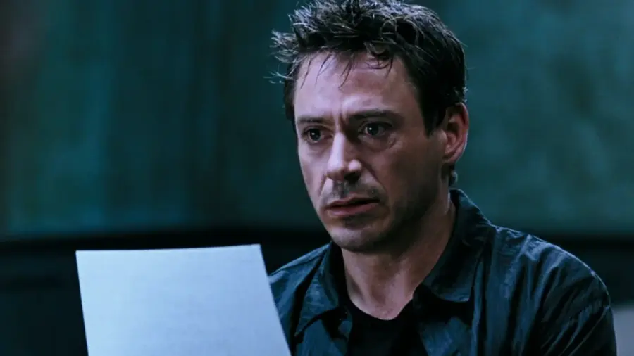 〈Kiss Kiss Bang Bang〉