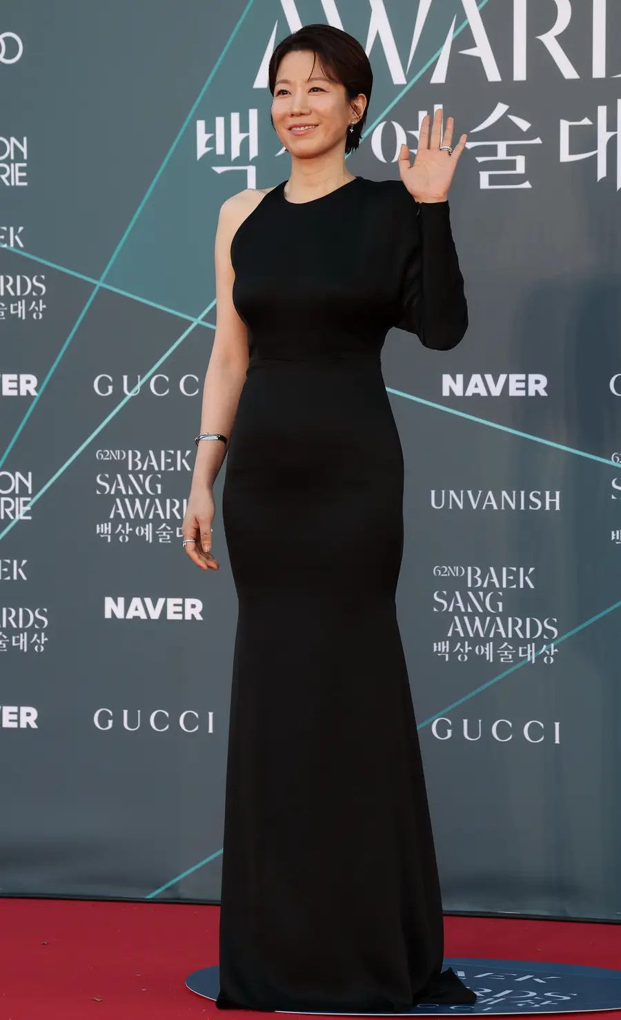 Actor Jeon Hye-jin / Poses at the 62nd Baeksang Arts Awards Red Carpet event