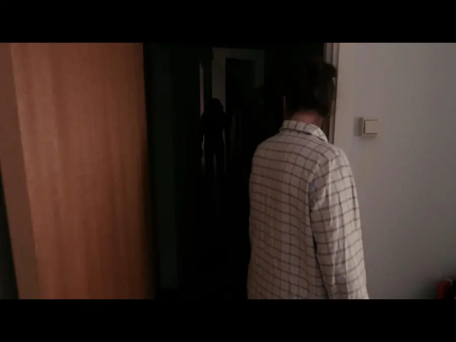 'ponysmasher' channel's 〈Lights Out〉