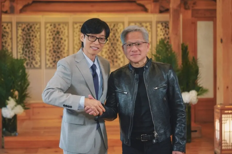 Yoo Jae-suk (left) and Jensen Huang, CEO of NVIDIA [Provided by tvN. Redistribution and database use prohibited]