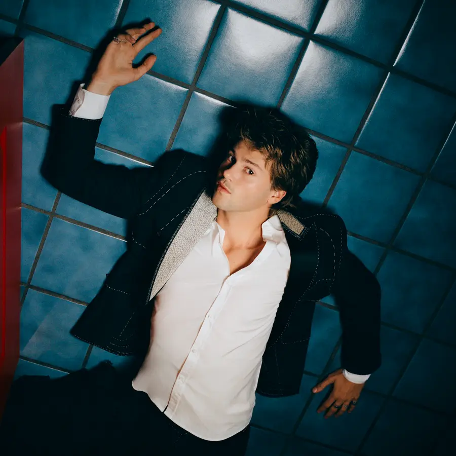 Australian singer-songwriter Ruel [Provided by Kite. No redistribution or DB use]