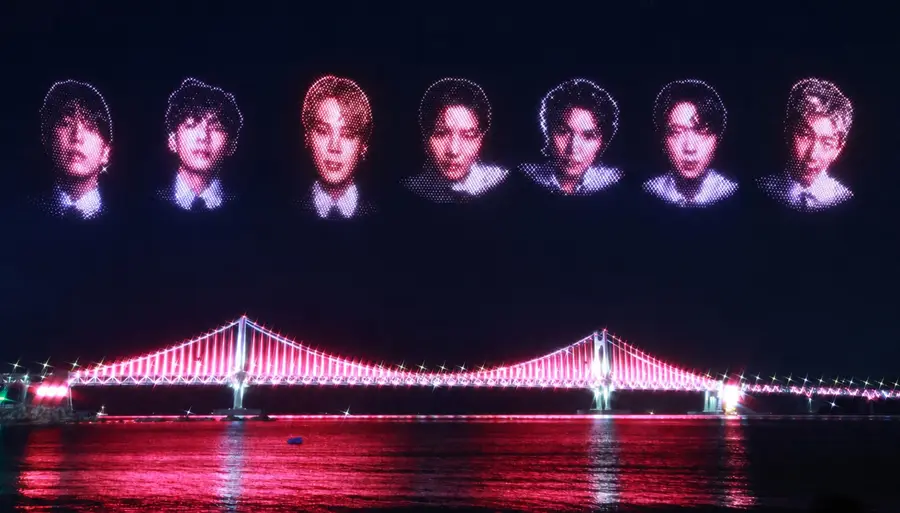 BTS 釜山演出紀念特別無人機秀