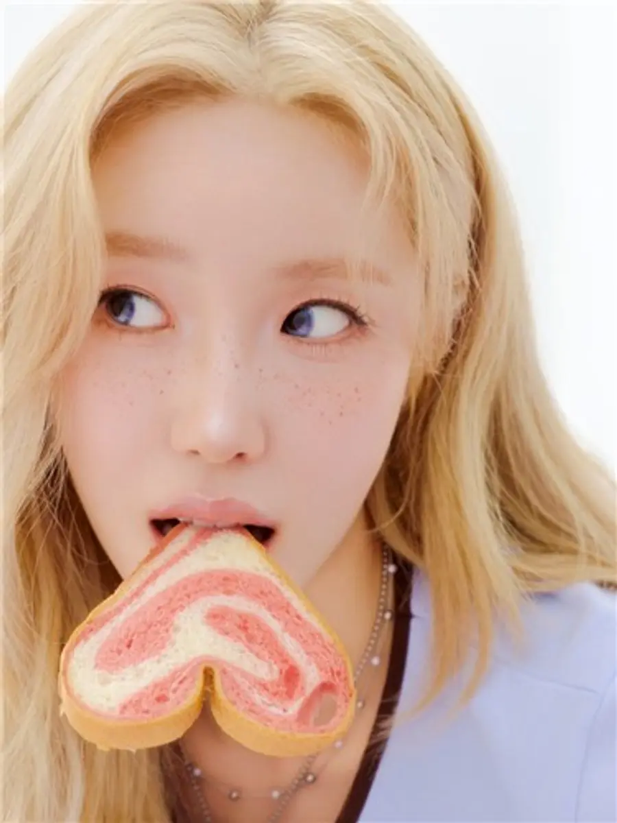 El grupo Secret Hyoseong Jeon [RBW, suministro. Prohibida la reventa y el uso en bases de datos]