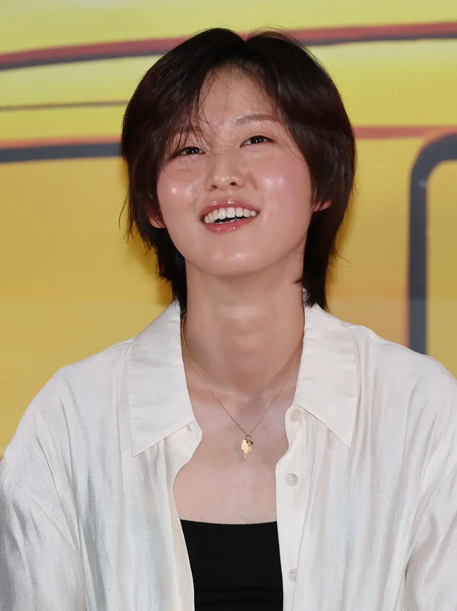 Press briefing for the film 'Gyeongju Trip' _ The youngest daughter Lee Yeon