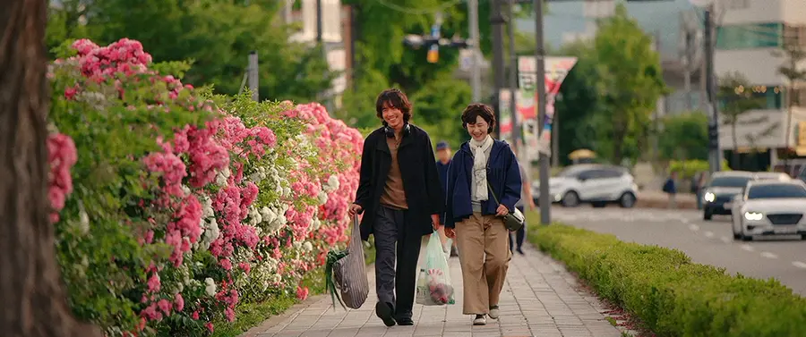 〈Journey There〉
