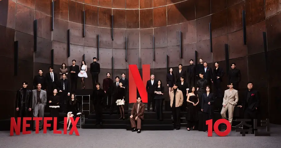 Netflix Korea’s 10th Anniversary: Netflix Janchi family photo